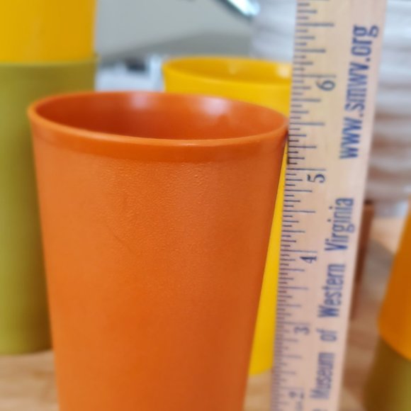 Vintage Tupperware Tumblers Set of 6 BOHO colors - Picture 6 of 7